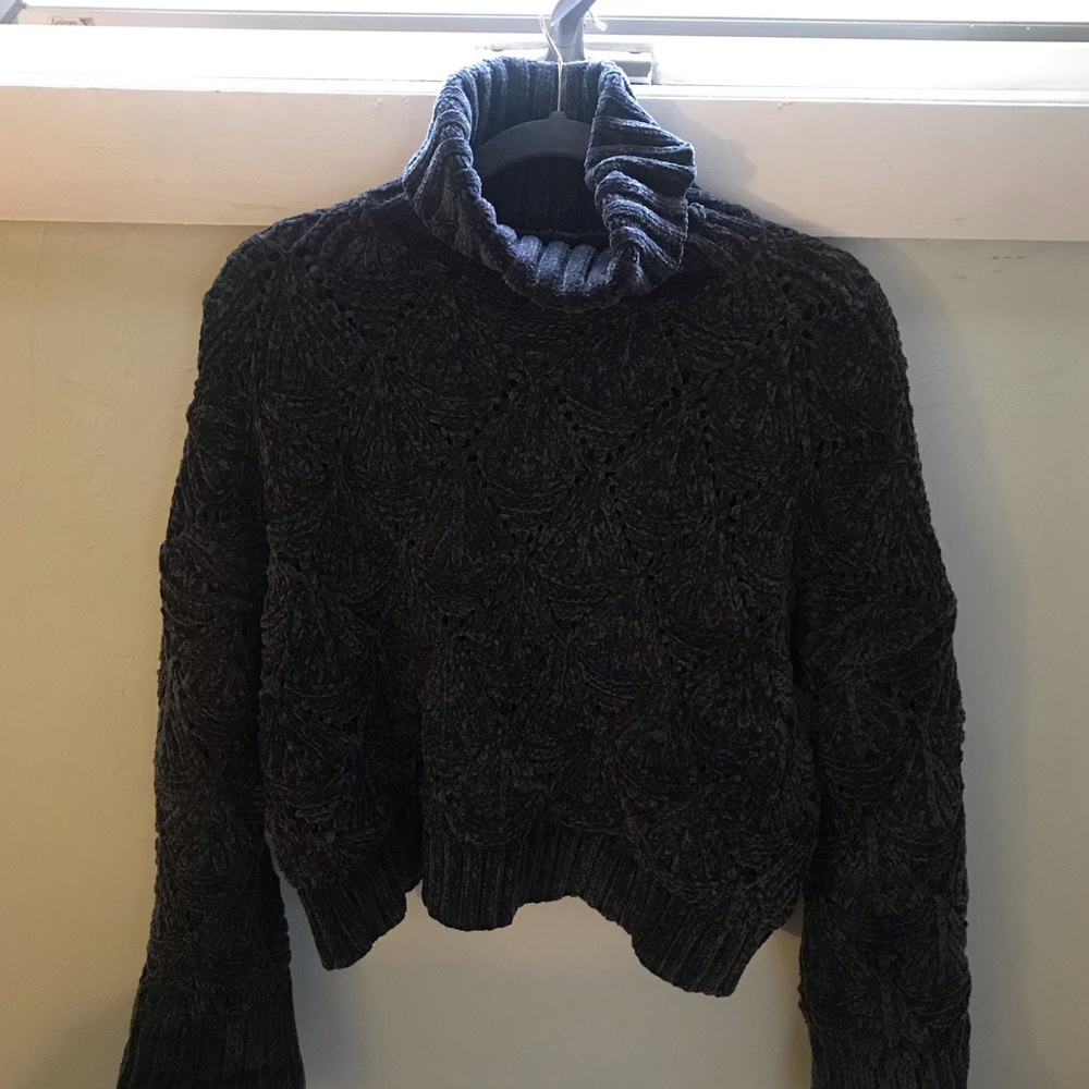 Chenille gray turtle neck sweater